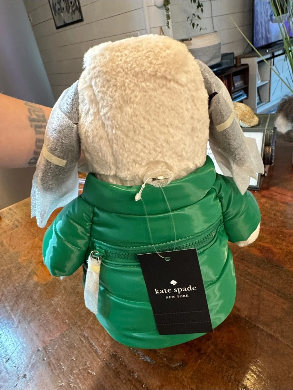 🩵kate spade x Peanuts Novelty Green Crossbody Bag Plush Snoopy in Puffer Jacket